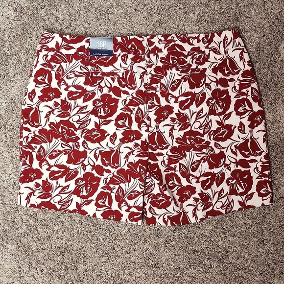 Land's End NWT Petite Size 16P Warm Cinnabar Floral Mid Rise Shorts - Picture 6 of 9